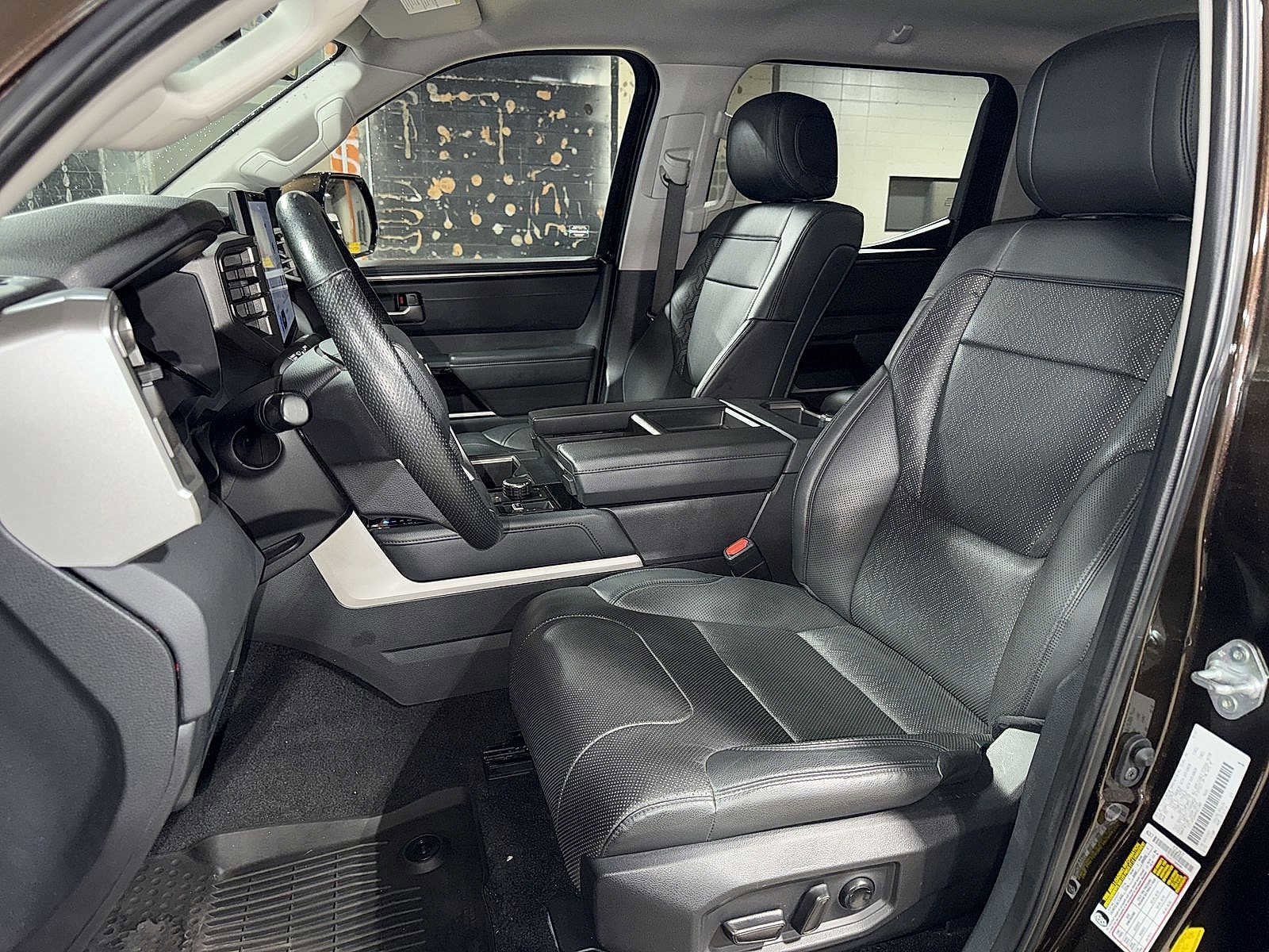 Thumbnail: 2022 Toyota Tundra - 15