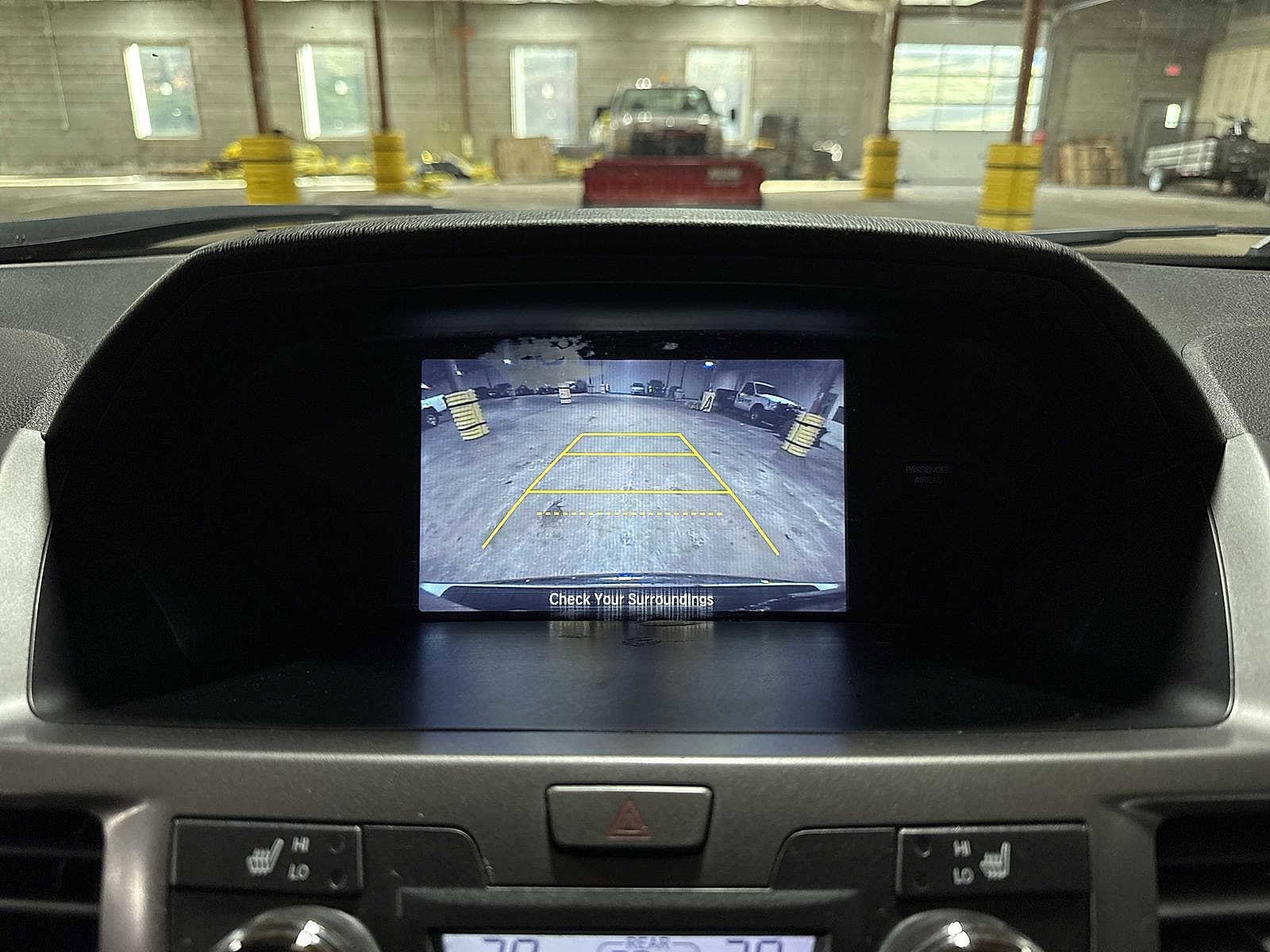 Thumbnail: 2015 Honda Odyssey - 25