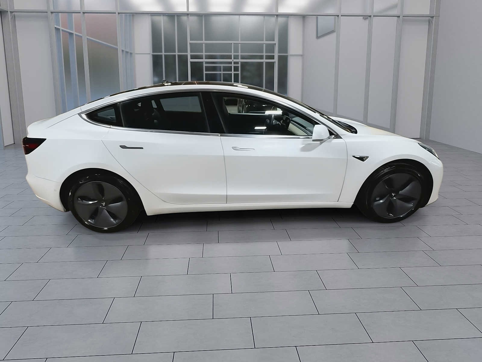 Thumbnail: 2019 Tesla Model 3 - 9