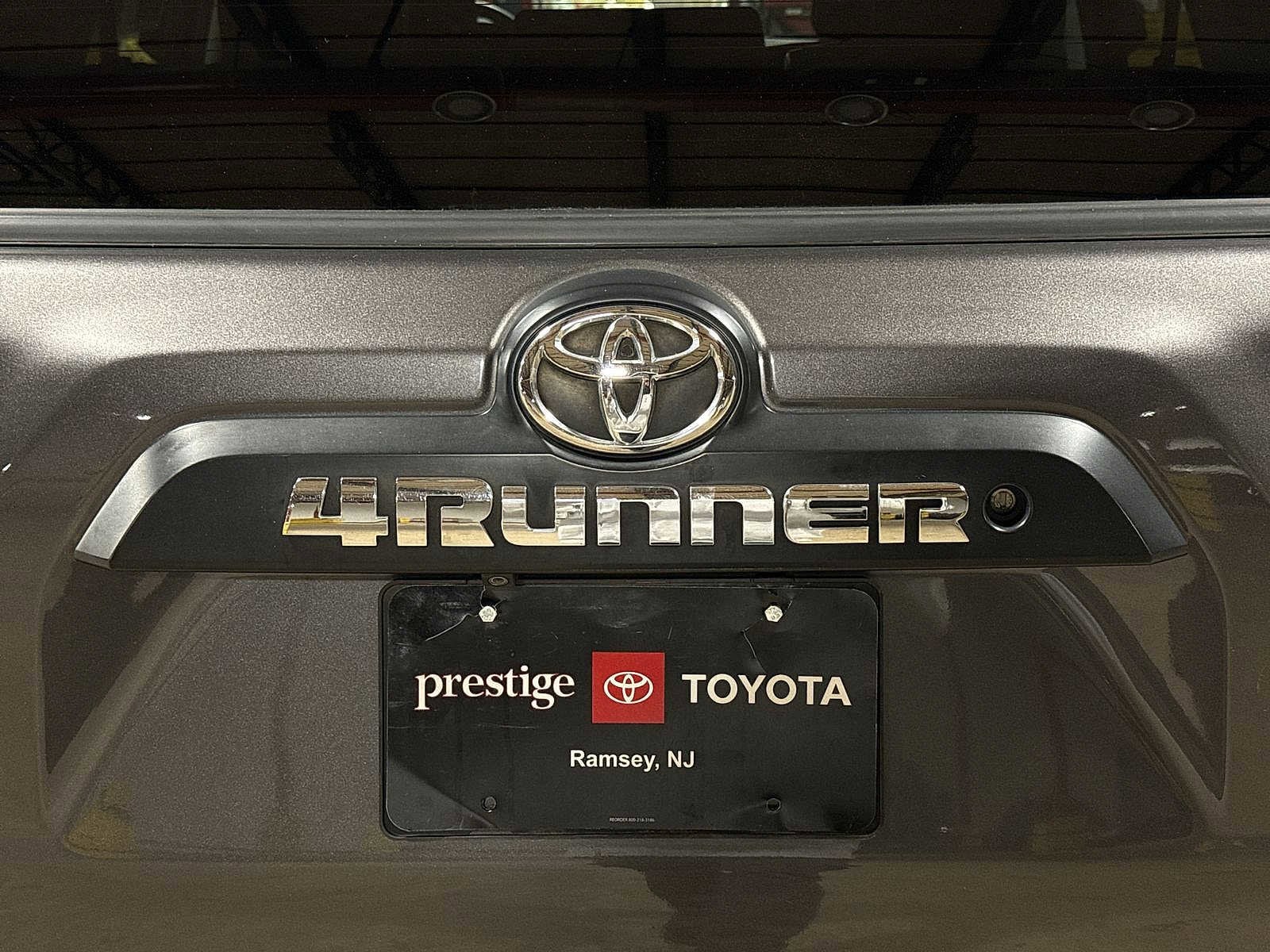 Thumbnail: 2017 Toyota 4Runner - 26