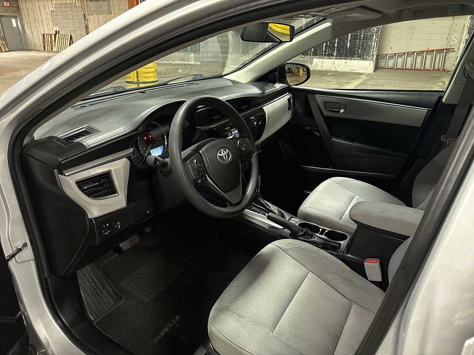 Thumbnail: 2014 Toyota Corolla - 27