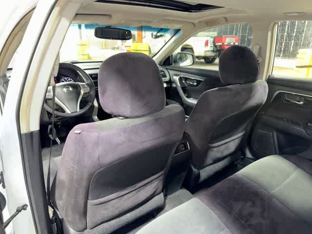 Thumbnail: 2013 Nissan Altima - 28