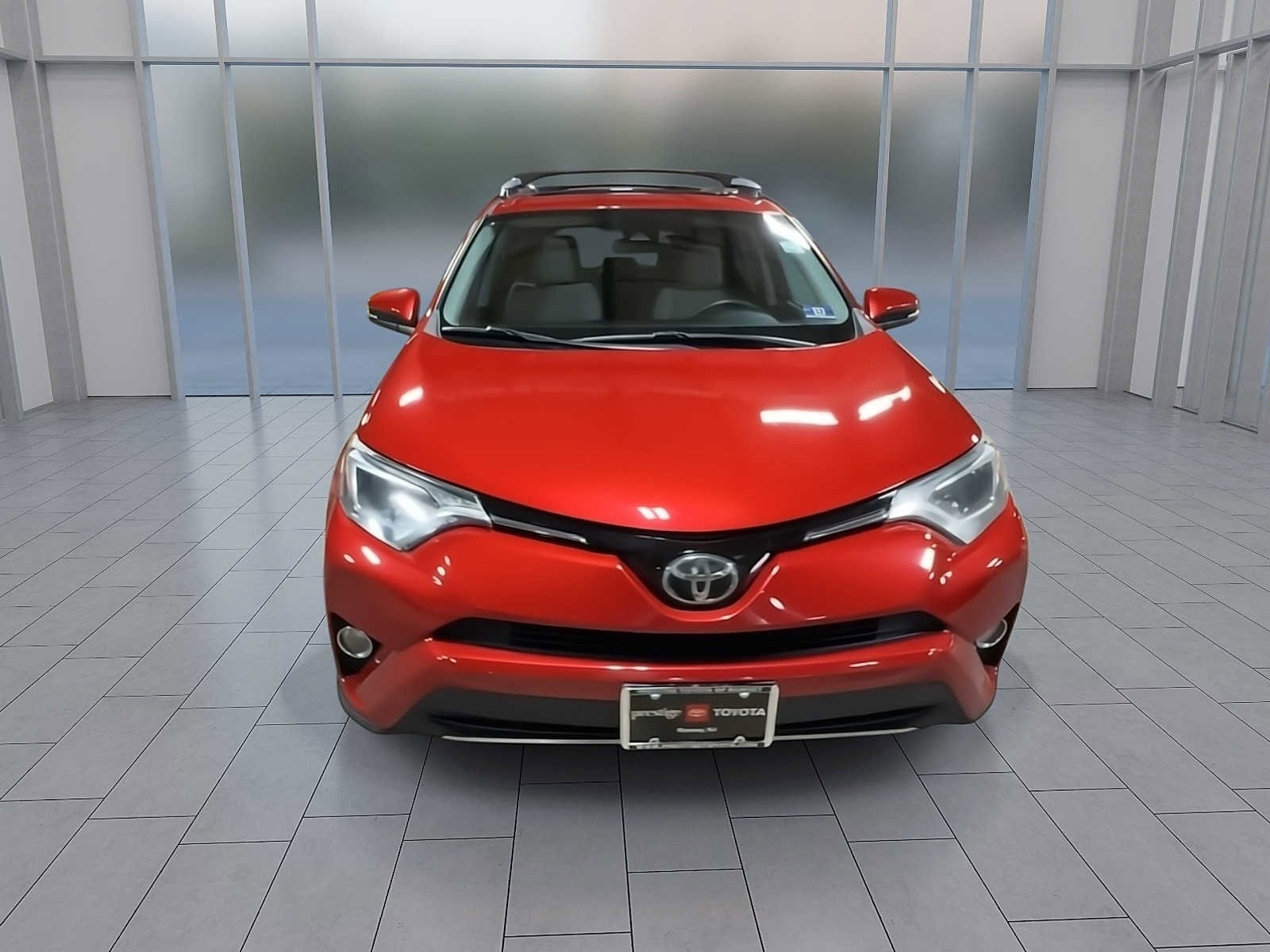 Thumbnail: 2017 Toyota RAV4 - 3