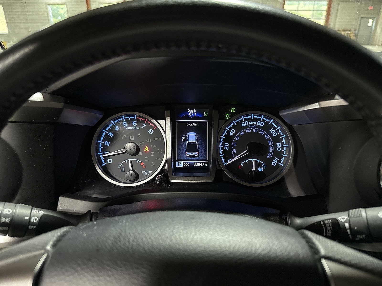 Thumbnail: 2023 Toyota Tacoma - 34