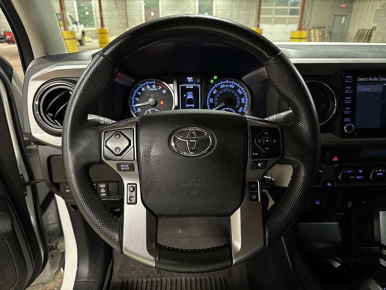 Thumbnail: 2021 Toyota Tacoma - 18