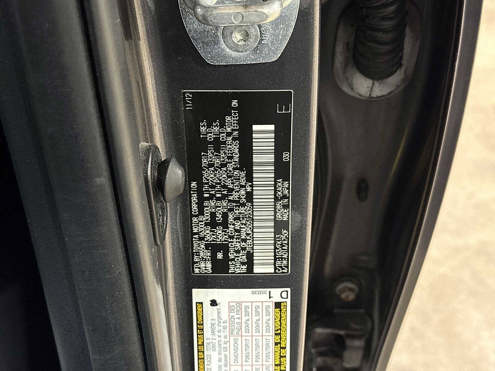 Thumbnail: 2013 Toyota 4Runner - 14