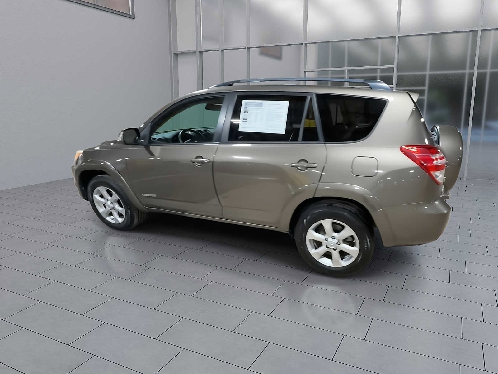 Thumbnail: 2009 Toyota RAV4 - 6