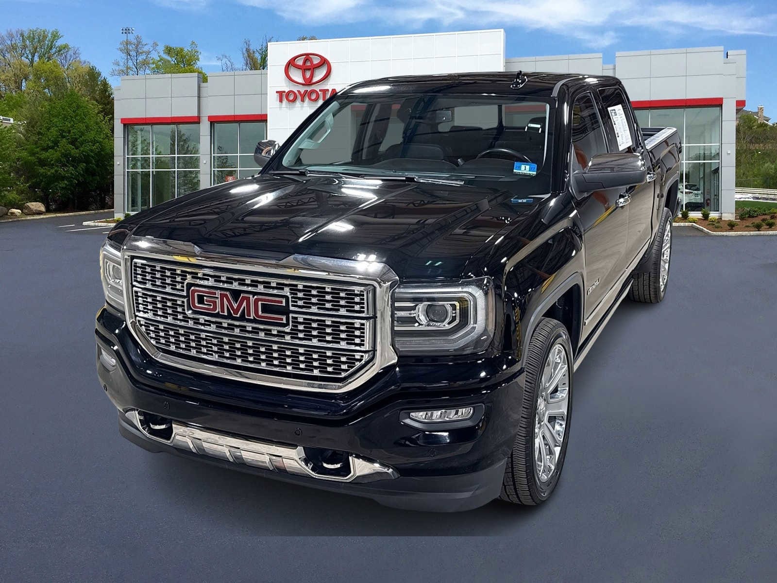 Thumbnail: 2018 GMC Sierra 1500 - 1