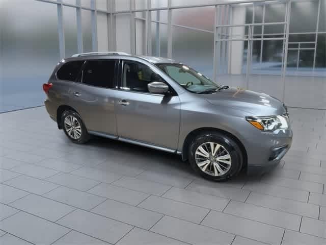 Thumbnail: 2019 Nissan Pathfinder - 2