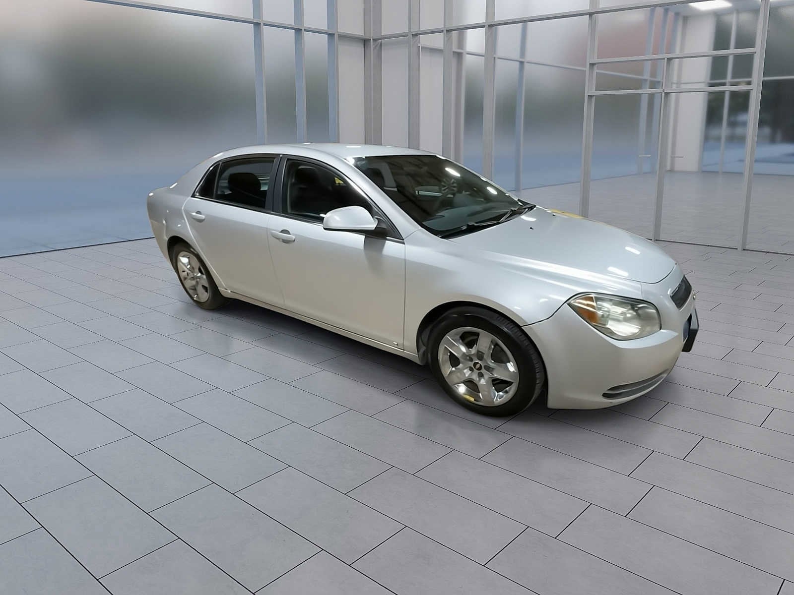 Thumbnail: 2010 Chevrolet Malibu - 2