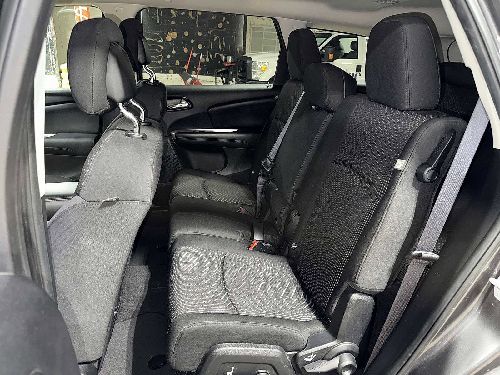 Thumbnail: 2015 Dodge Journey - 17