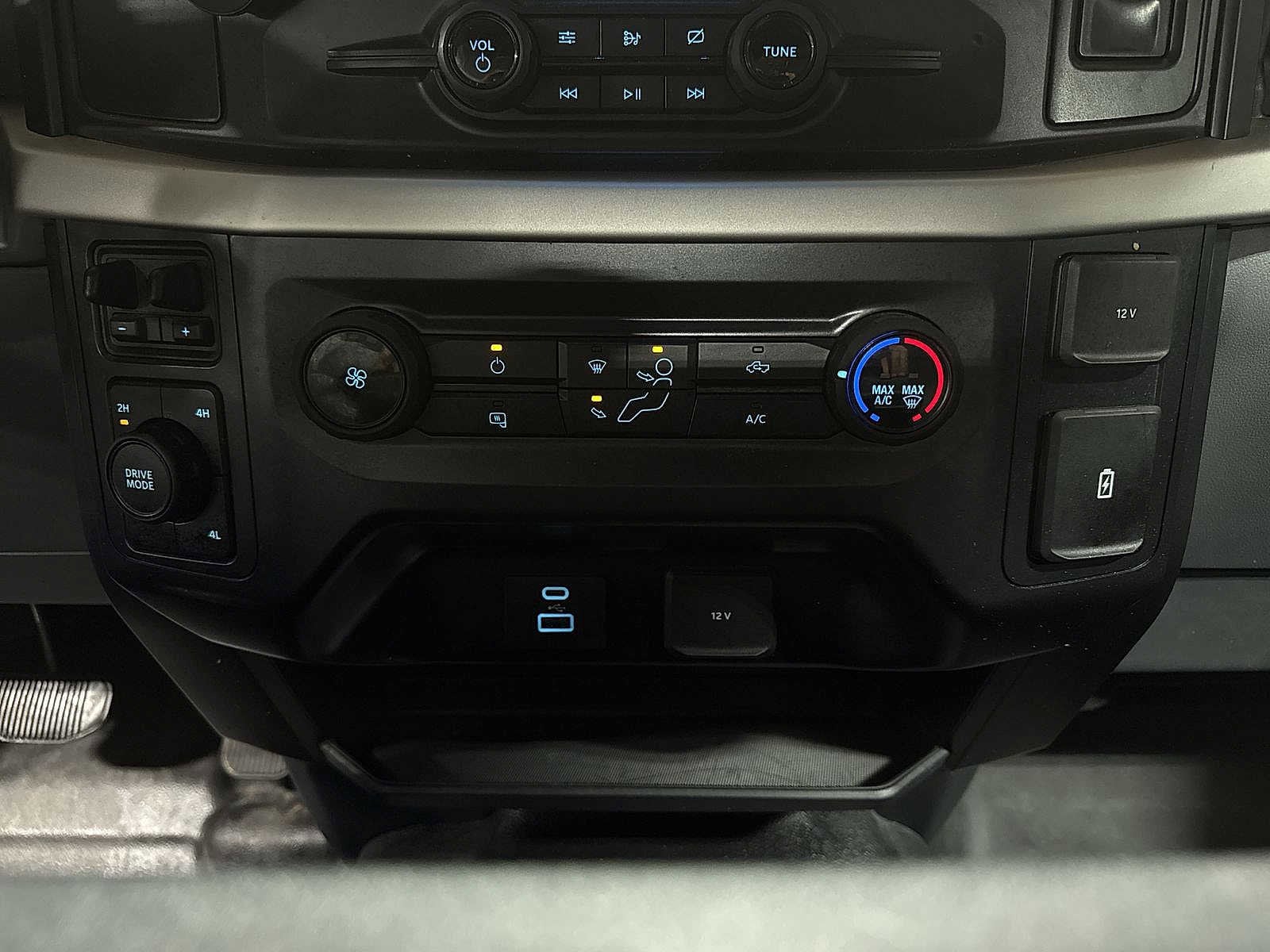 Thumbnail: 2021 Ford F-150 - 21