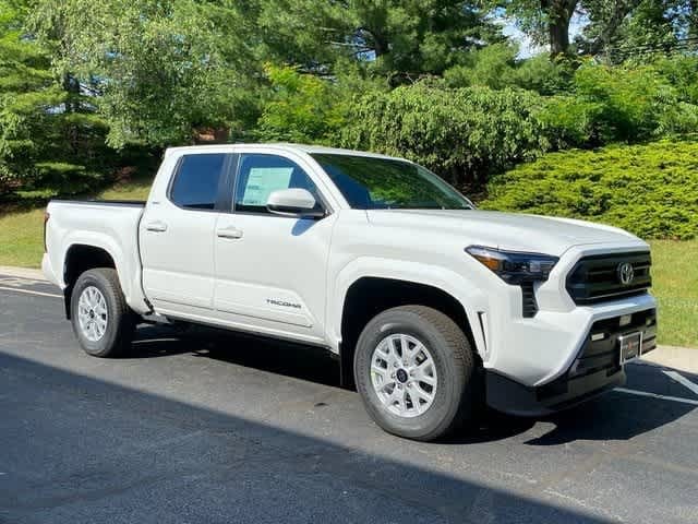 2024 Toyota Tacoma SR5 3