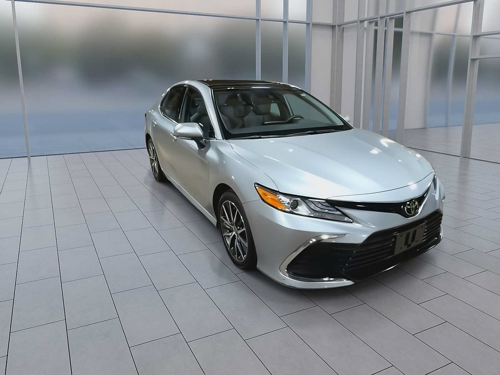 Thumbnail: 2021 Toyota Camry - 4