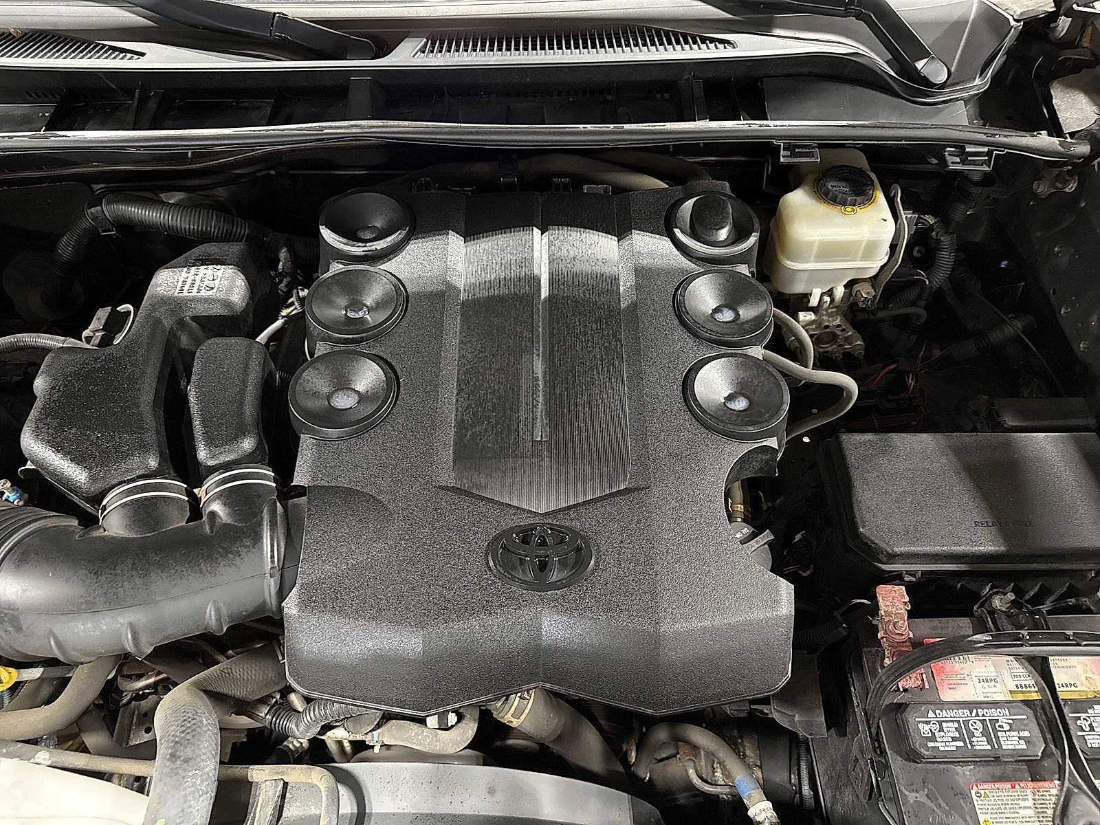 Thumbnail: 2013 Toyota 4Runner - 12