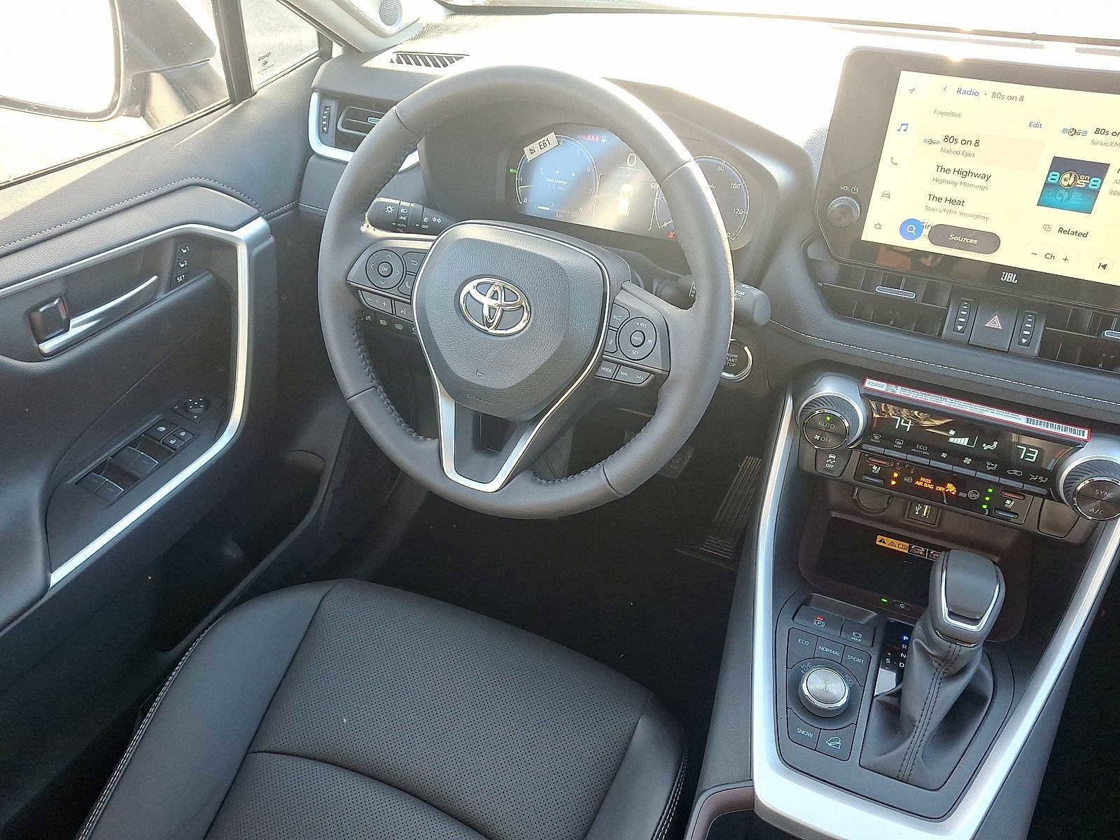 Thumbnail: 2025 Toyota RAV4 - 15