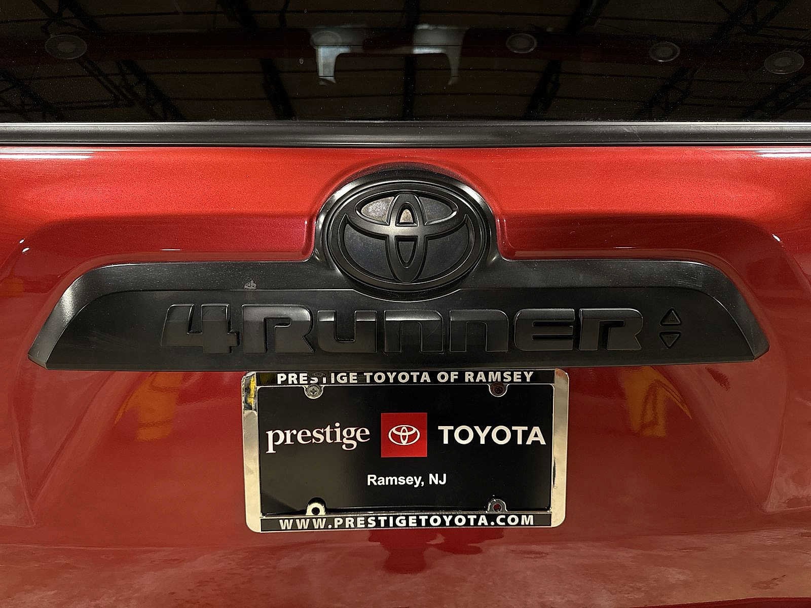 Thumbnail: 2020 Toyota 4Runner - 27