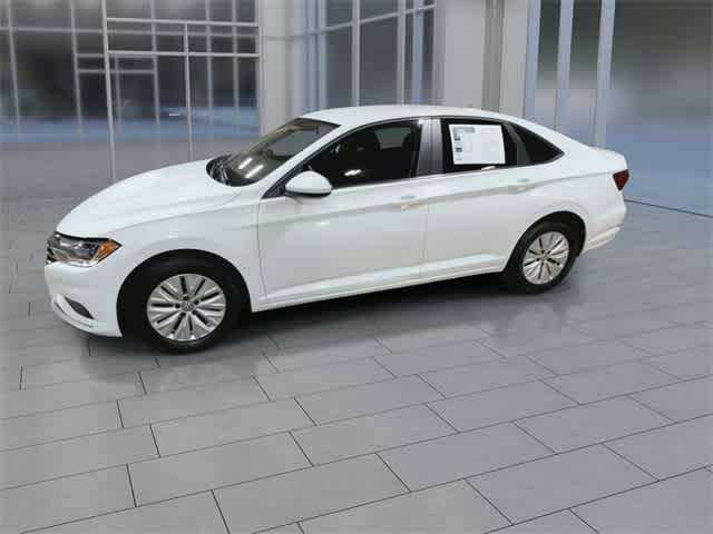 Thumbnail: 2019 Volkswagen Jetta - 2