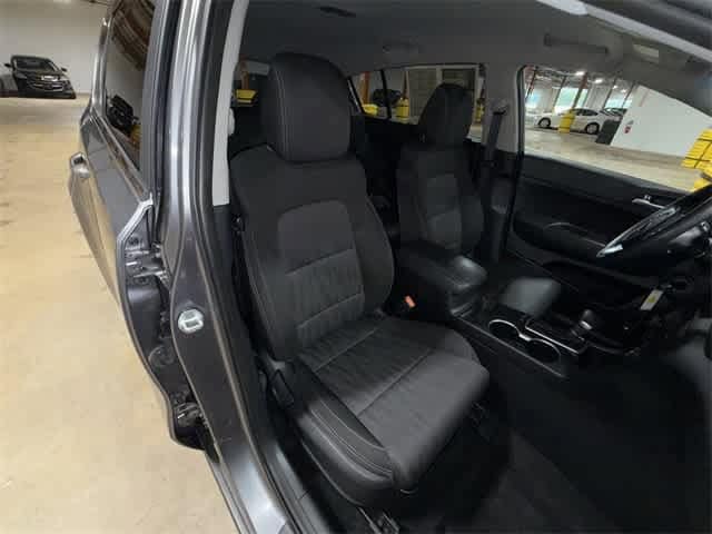 Thumbnail: 2017 Kia Sportage - 16