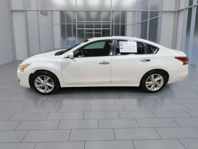 Thumbnail: 2013 Nissan Altima - 5