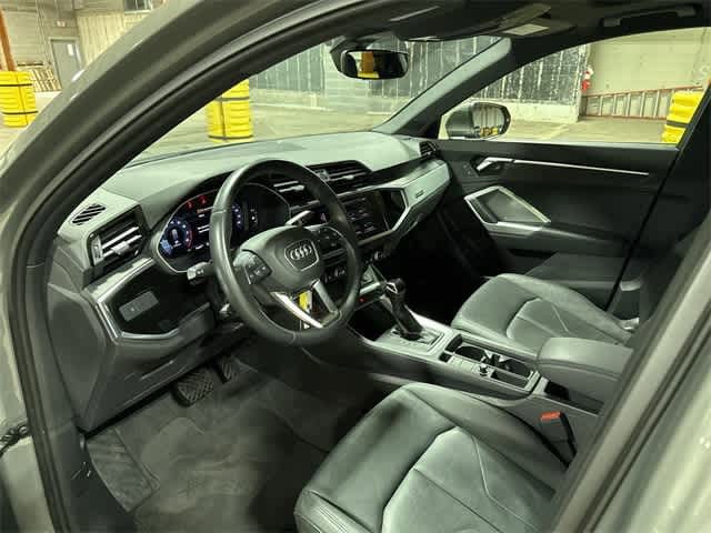 Thumbnail: 2020 Audi Q3 - 29
