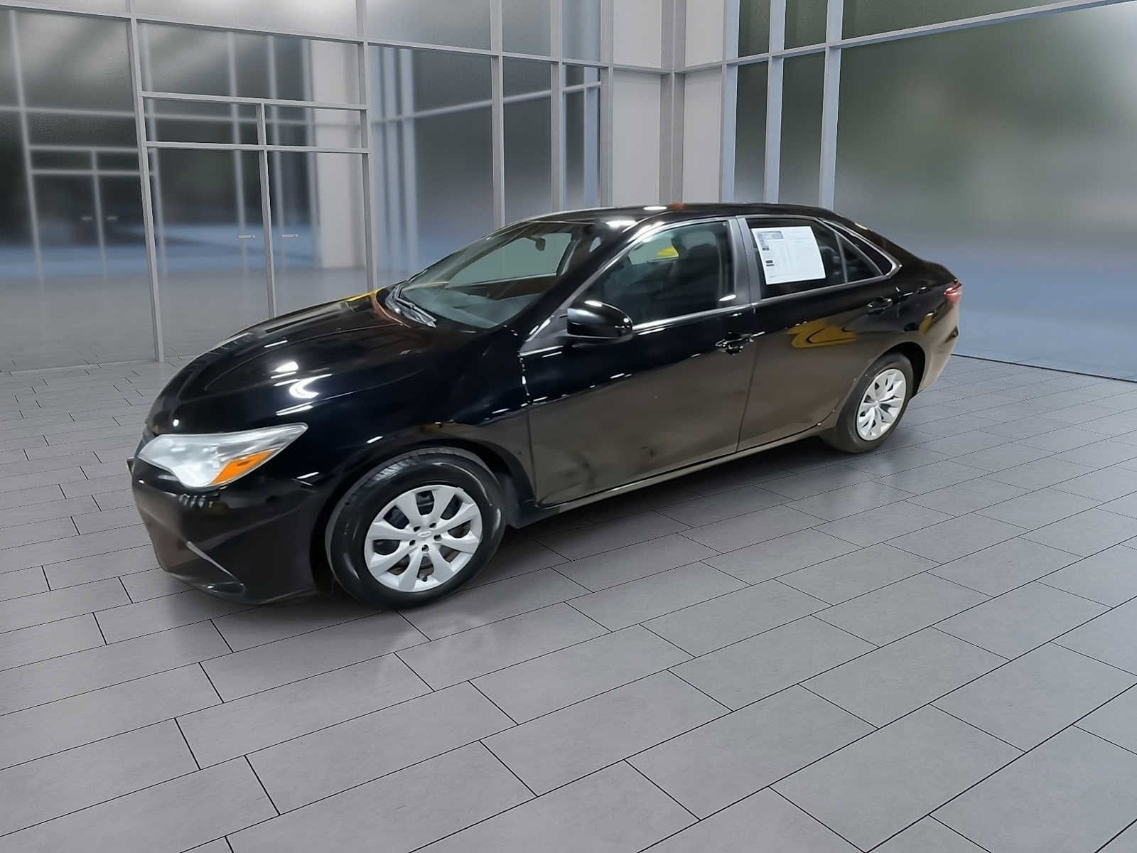 Thumbnail: 2015 Toyota Camry - 4