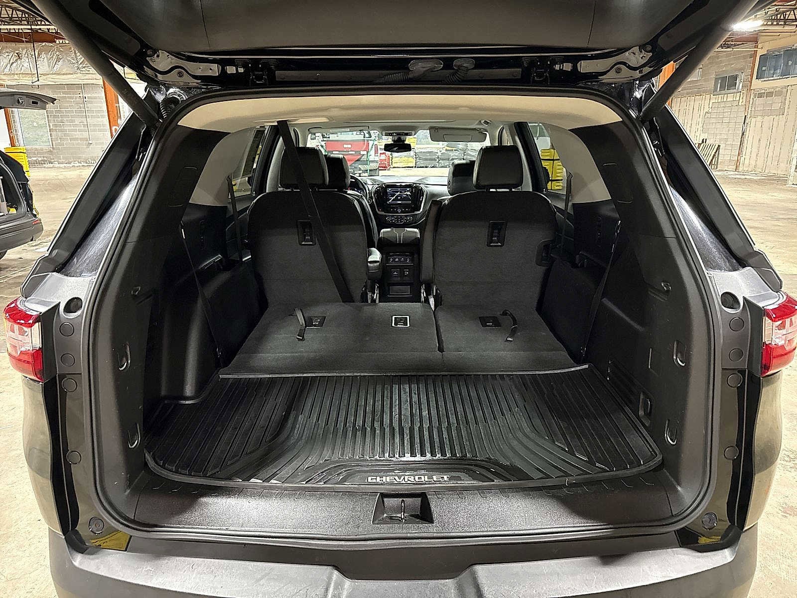 Thumbnail: 2019 Chevrolet Traverse - 11