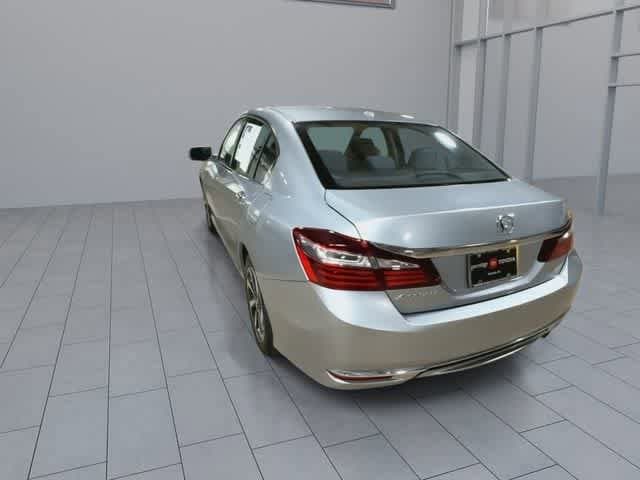 Thumbnail: 2017 Honda Accord - 7