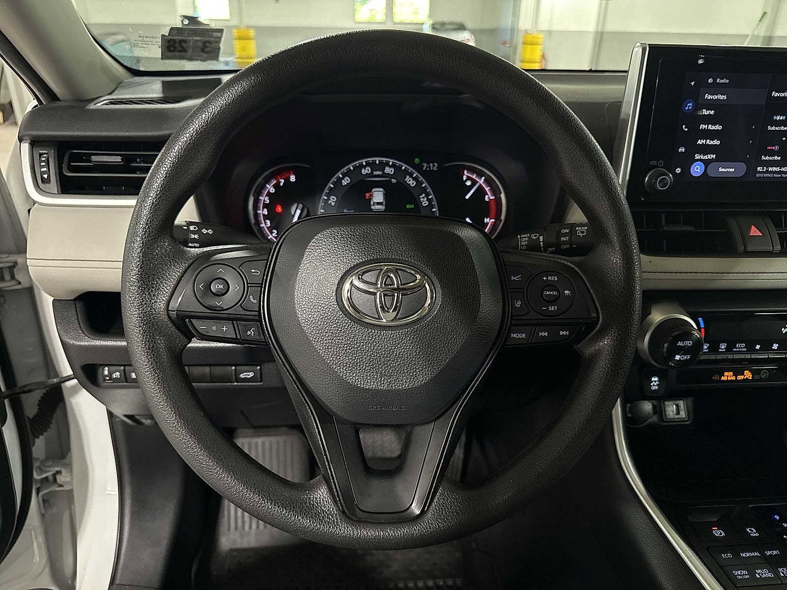 Thumbnail: 2023 Toyota RAV4 - 18
