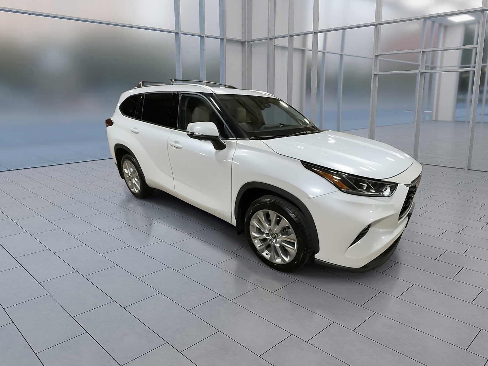 Thumbnail: 2023 Toyota Highlander - 2