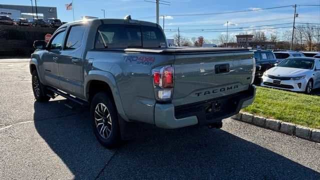 Thumbnail: 2022 Toyota Tacoma - 6