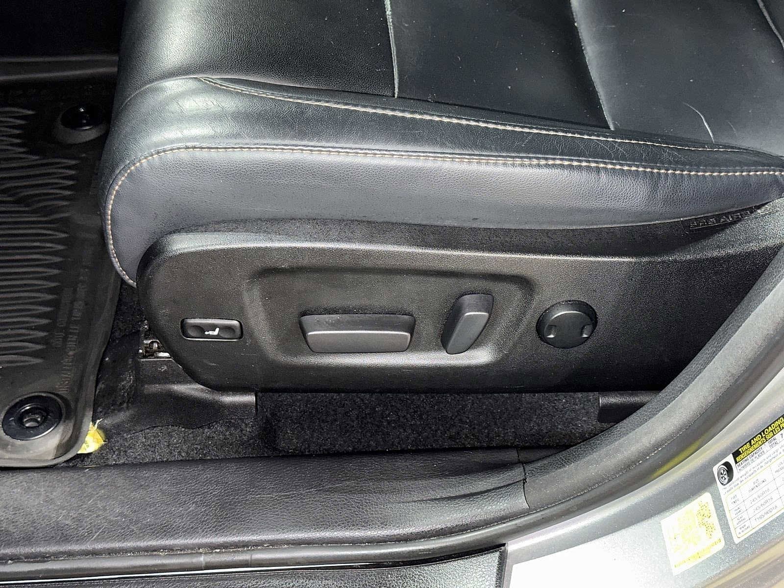 Thumbnail: 2018 Toyota Highlander - 24