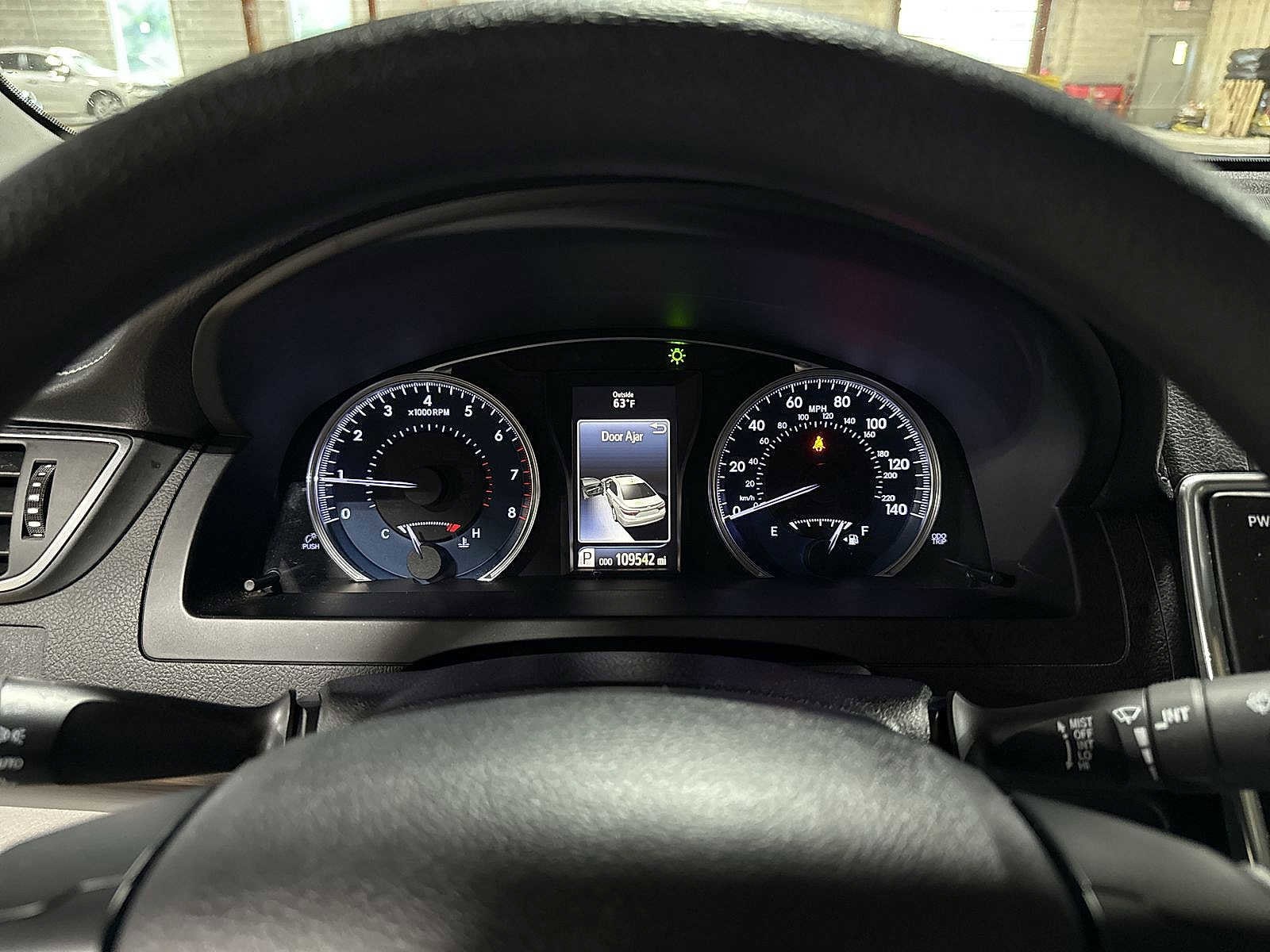 Thumbnail: 2016 Toyota Camry - 30