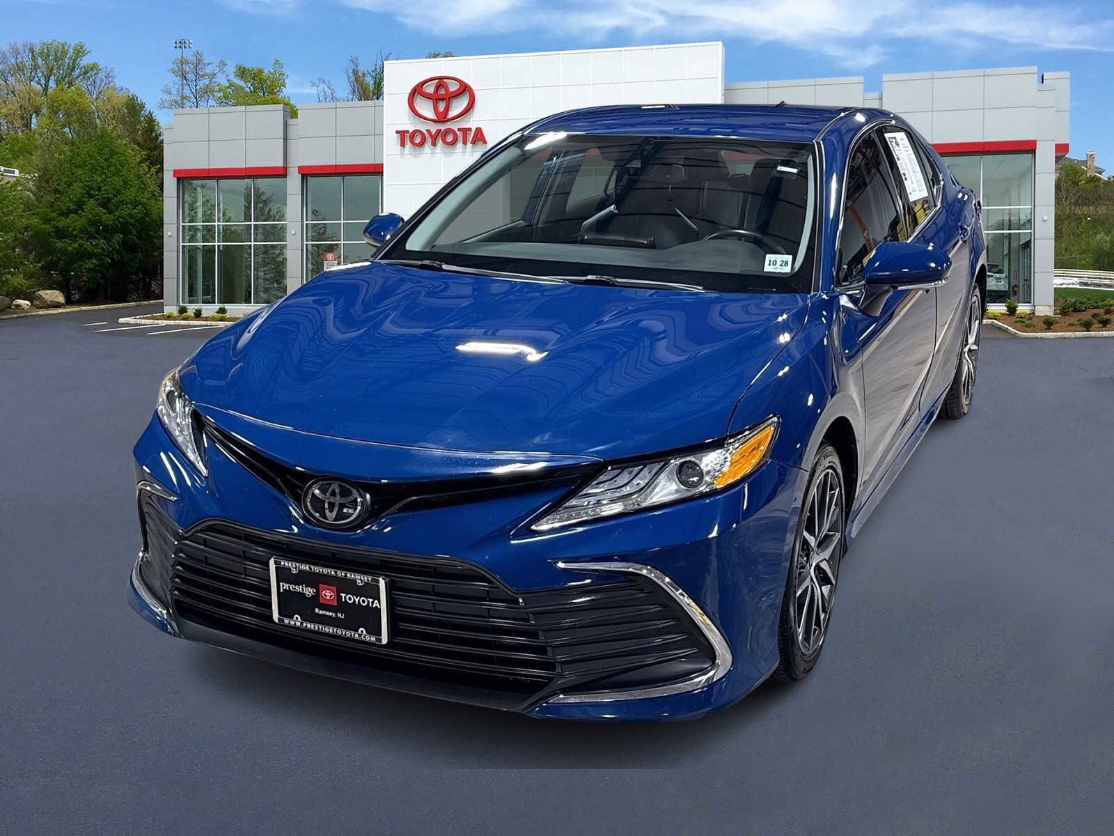 2024 Toyota Camry XLE's photo