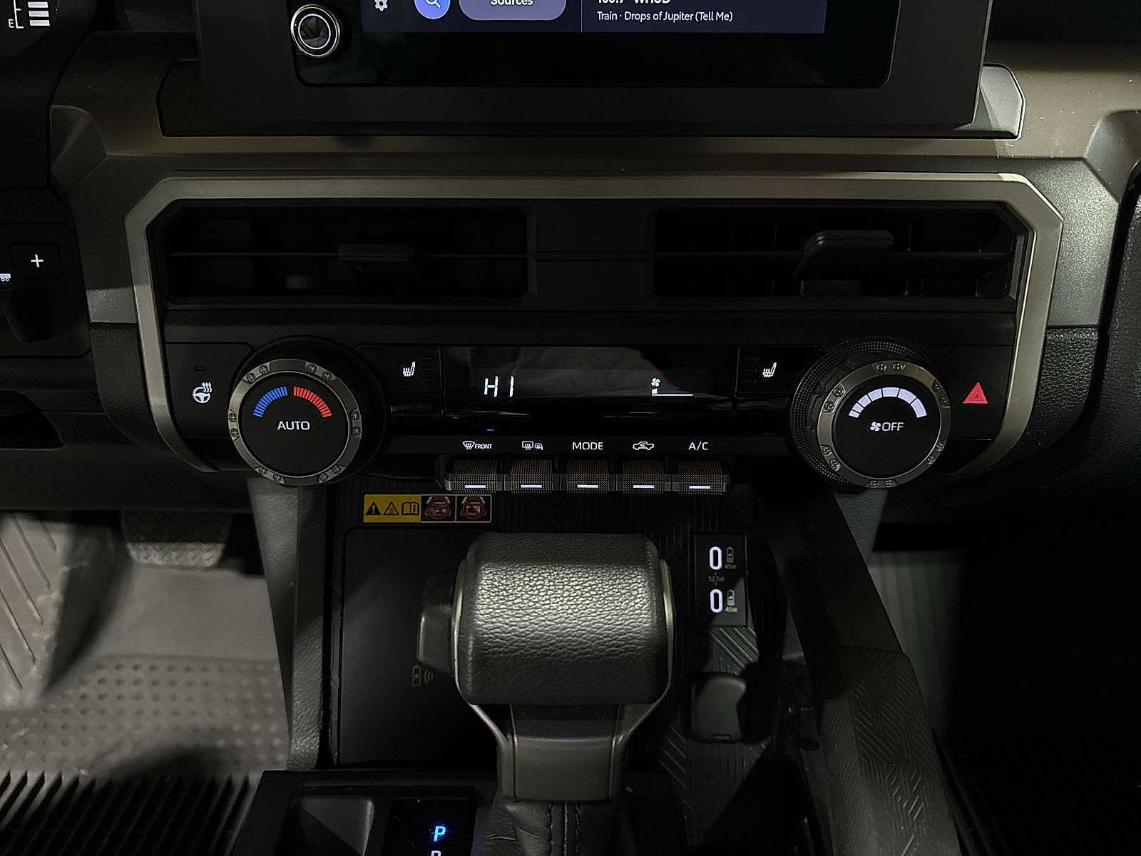 Thumbnail: 2024 Toyota Tacoma - 21