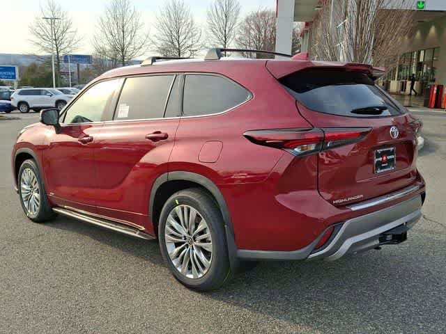 Thumbnail: 2026 Toyota Highlander - 11