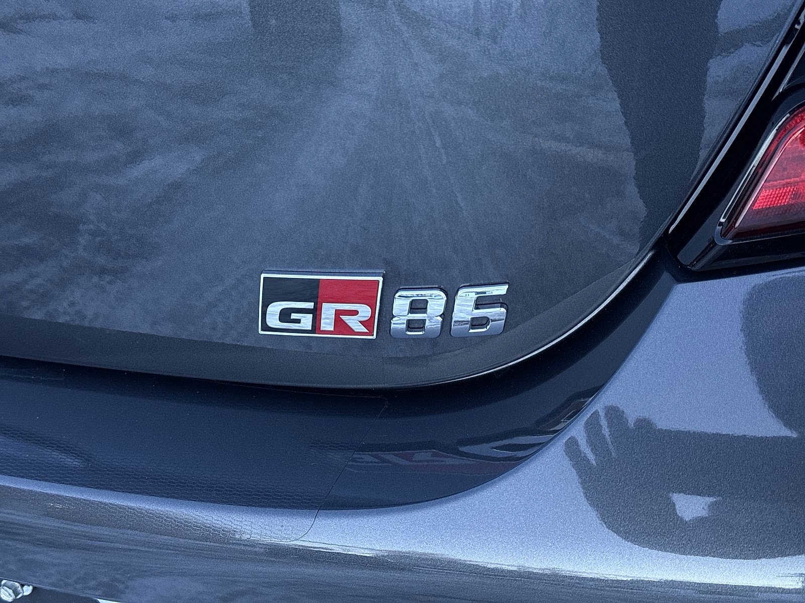 Thumbnail: 2023 Toyota GR86 - 24