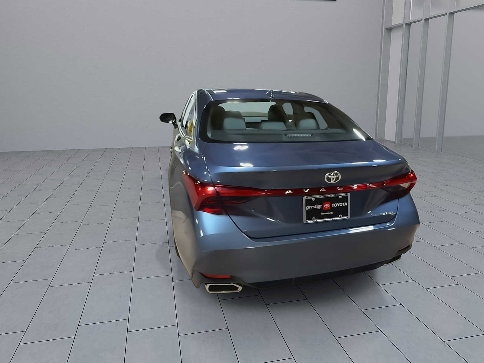 Thumbnail: 2020 Toyota Avalon - 7