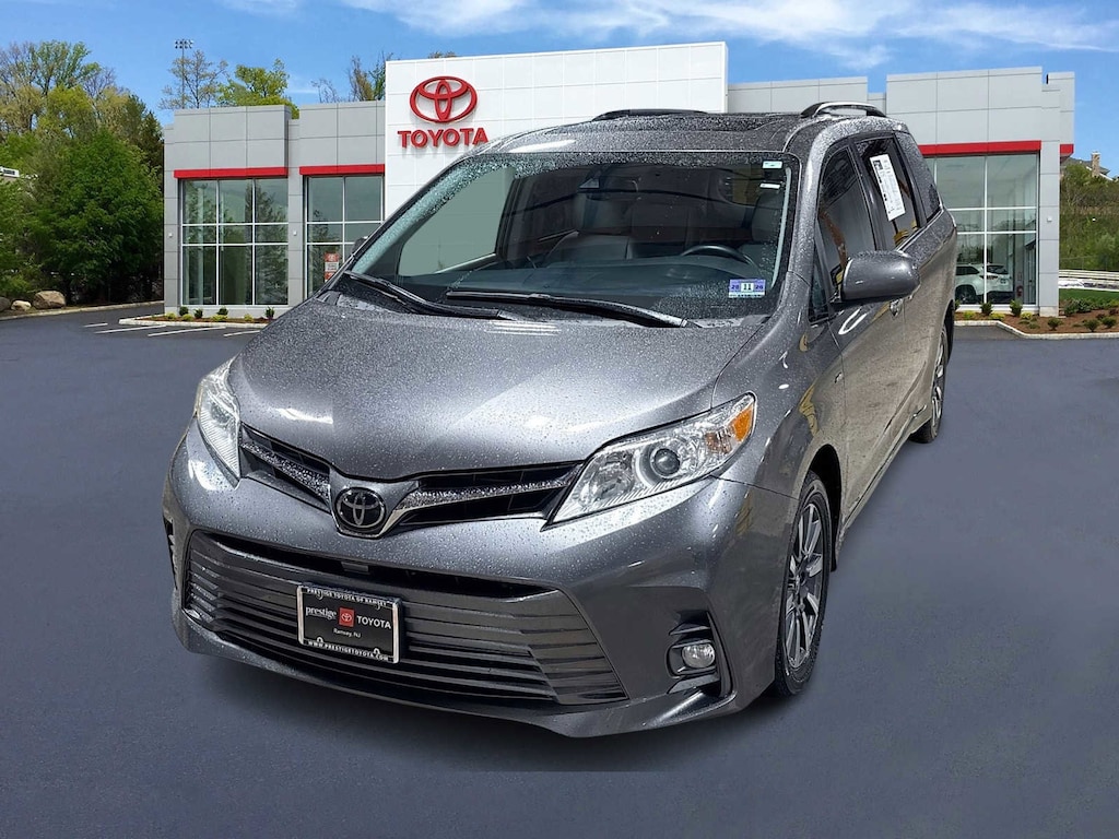 Used 2020 Toyota Sienna XLE 7 Passenger Van