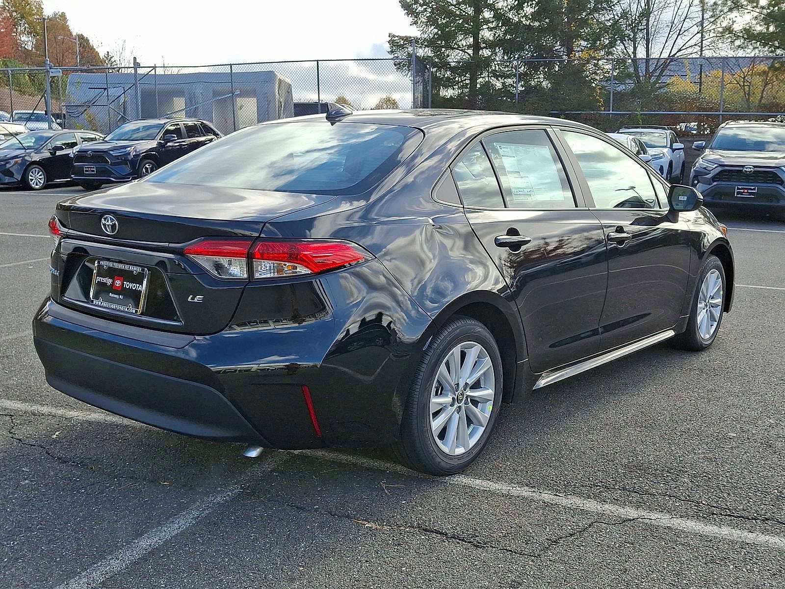 Thumbnail: 2026 Toyota Corolla - 12