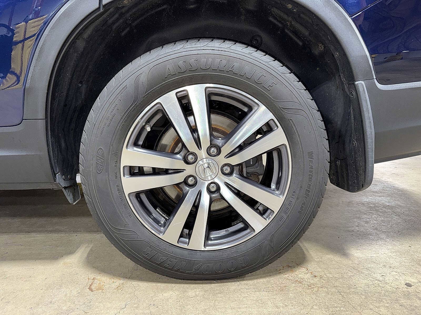 Thumbnail: 2017 Honda Pilot - 10