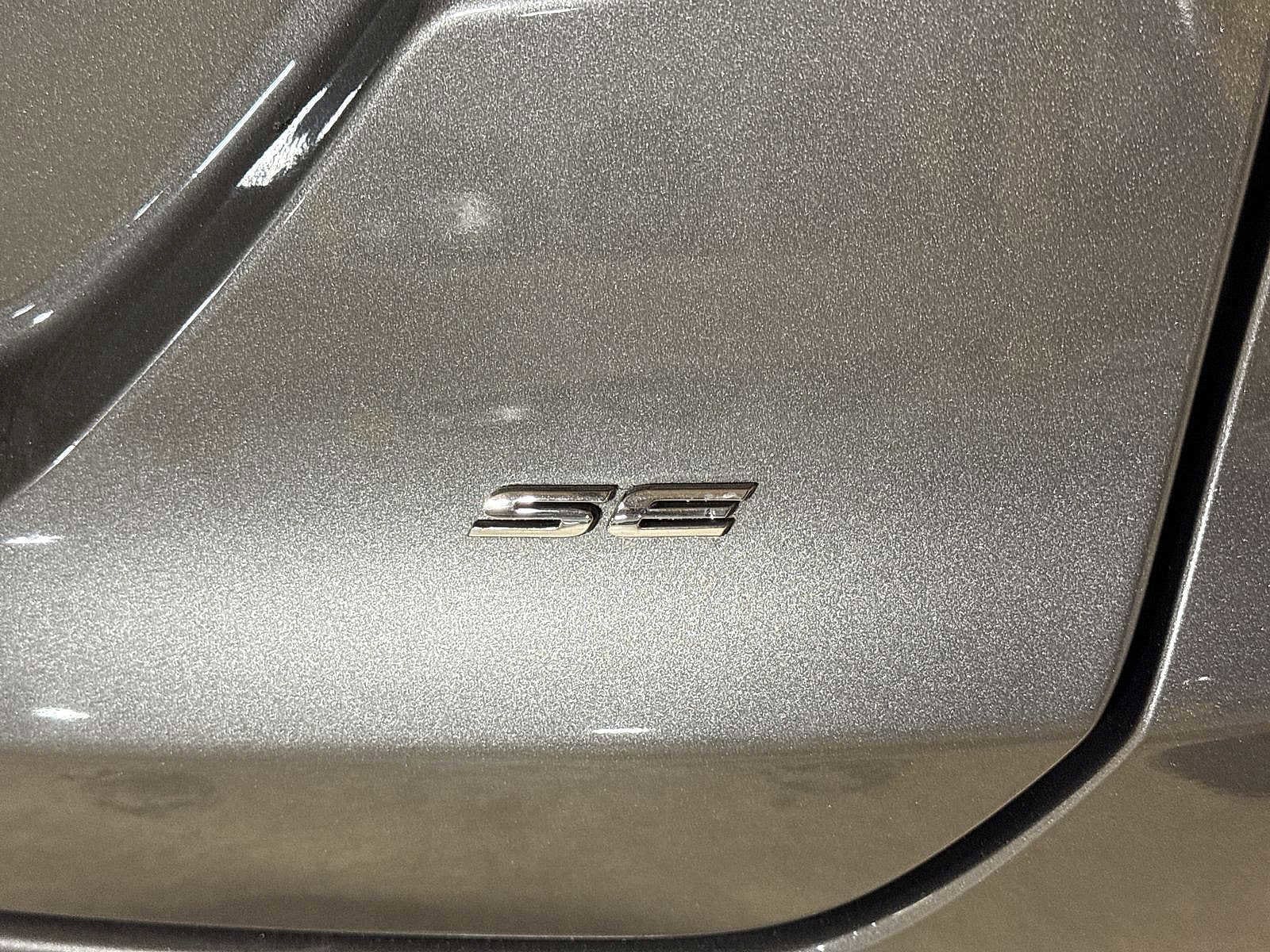 Thumbnail: 2013 Ford Fusion - 25