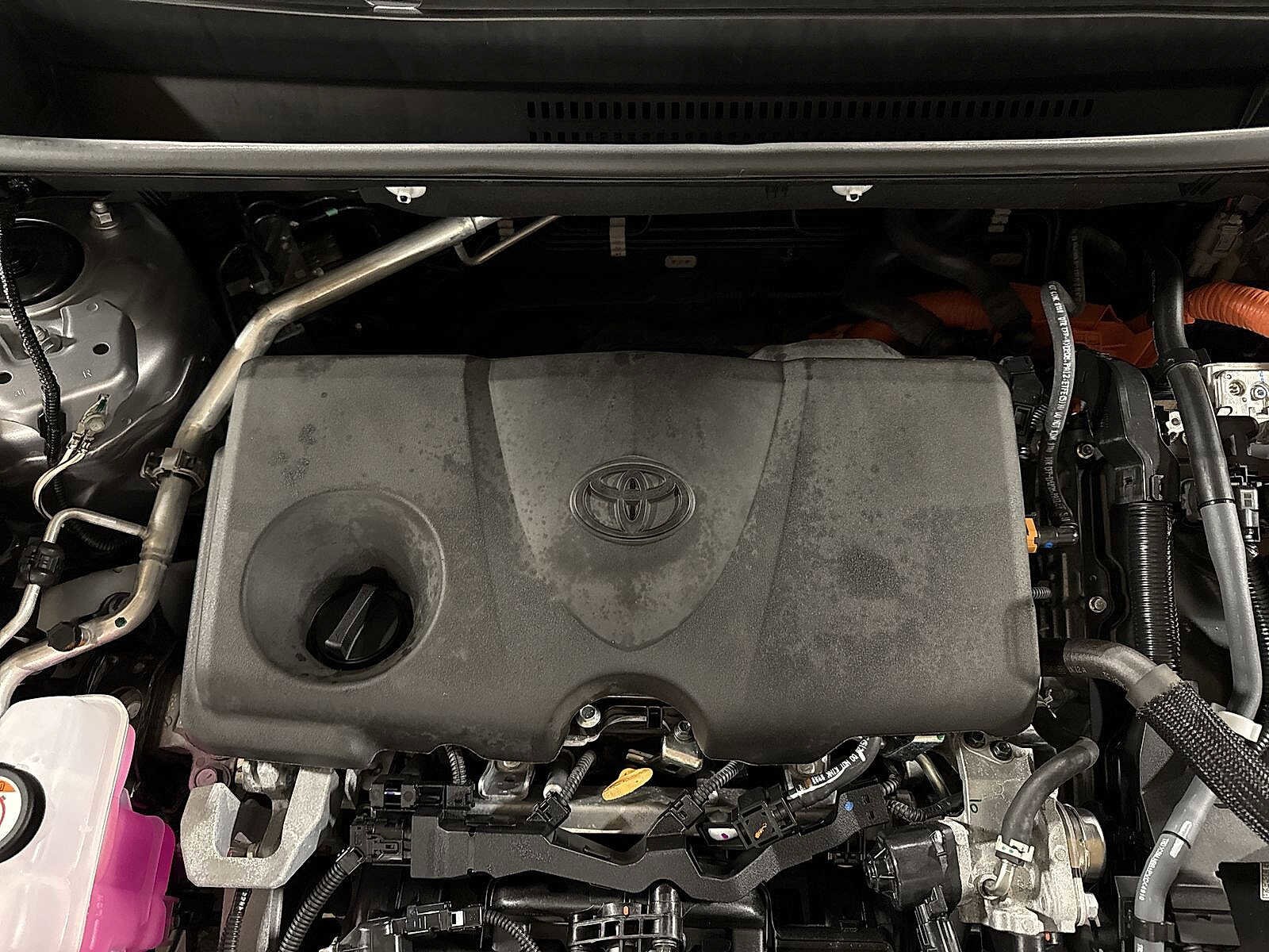 Thumbnail: 2025 Toyota RAV4 - 12