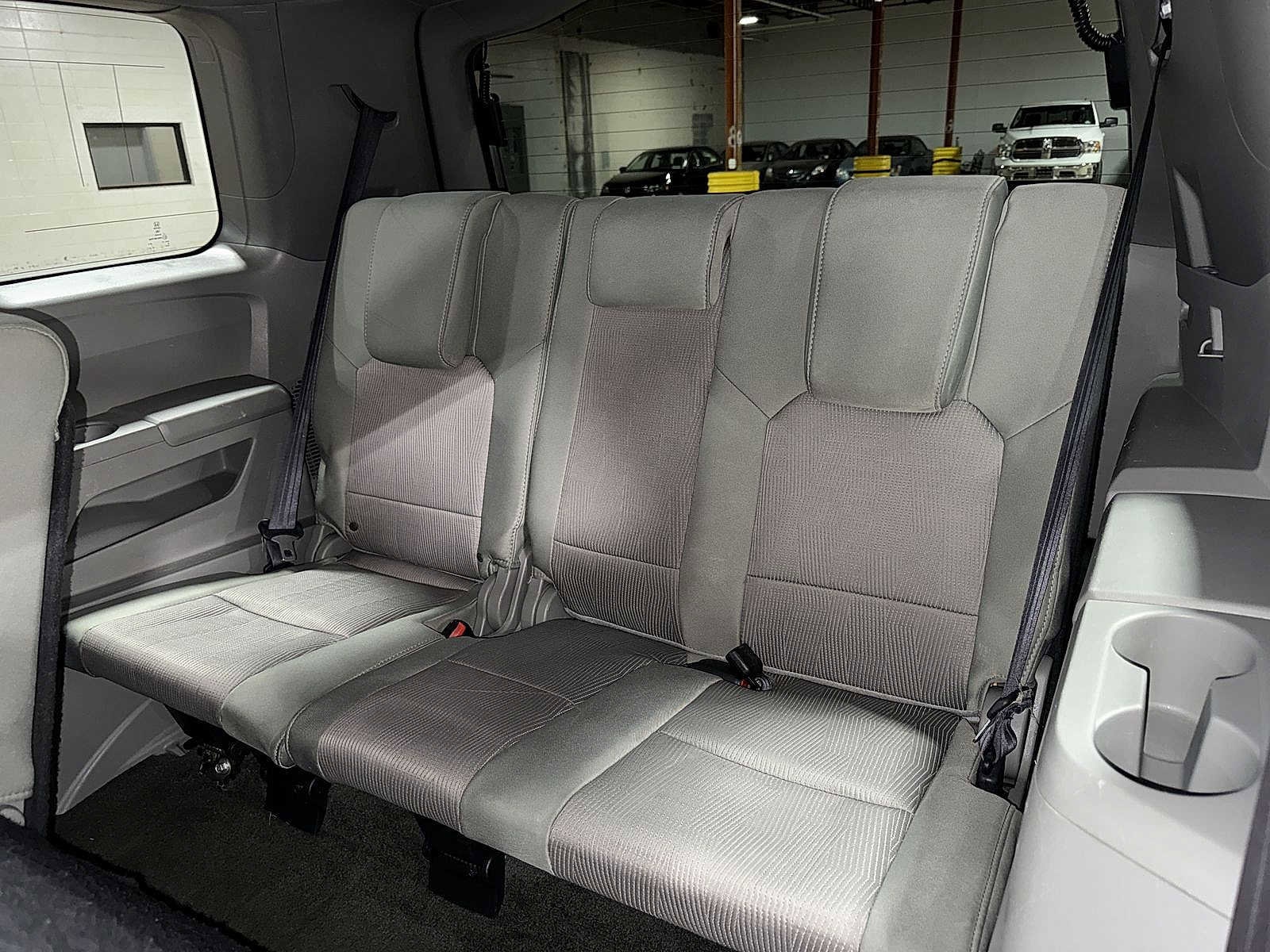 Thumbnail: 2015 Honda Pilot - 17