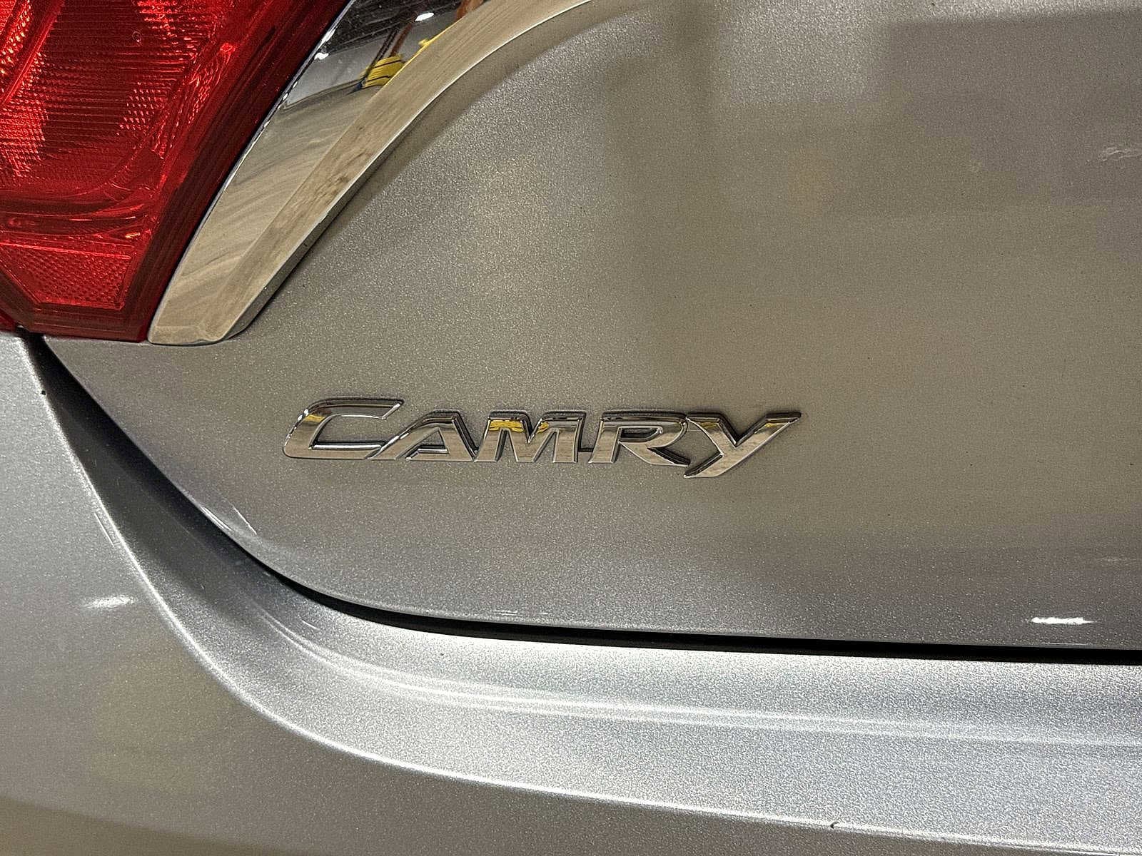 Thumbnail: 2016 Toyota Camry - 24