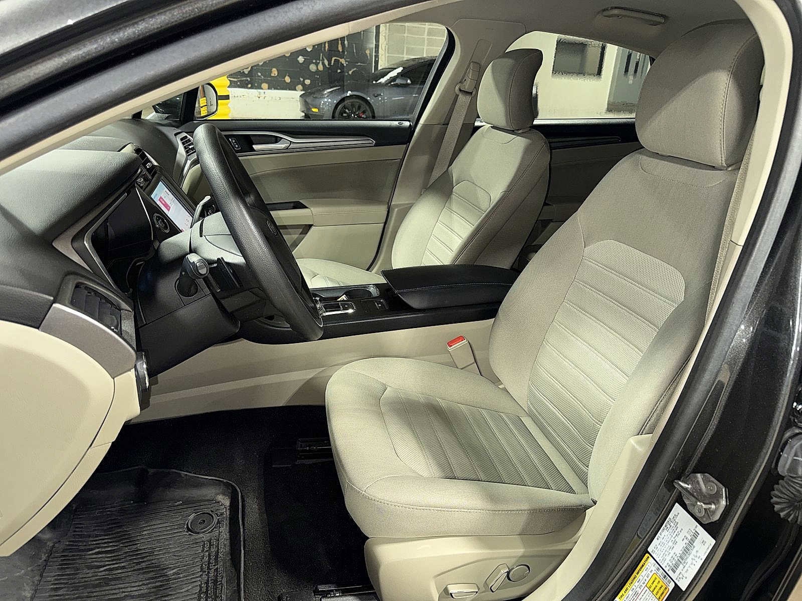 Thumbnail: 2019 Ford Fusion - 15