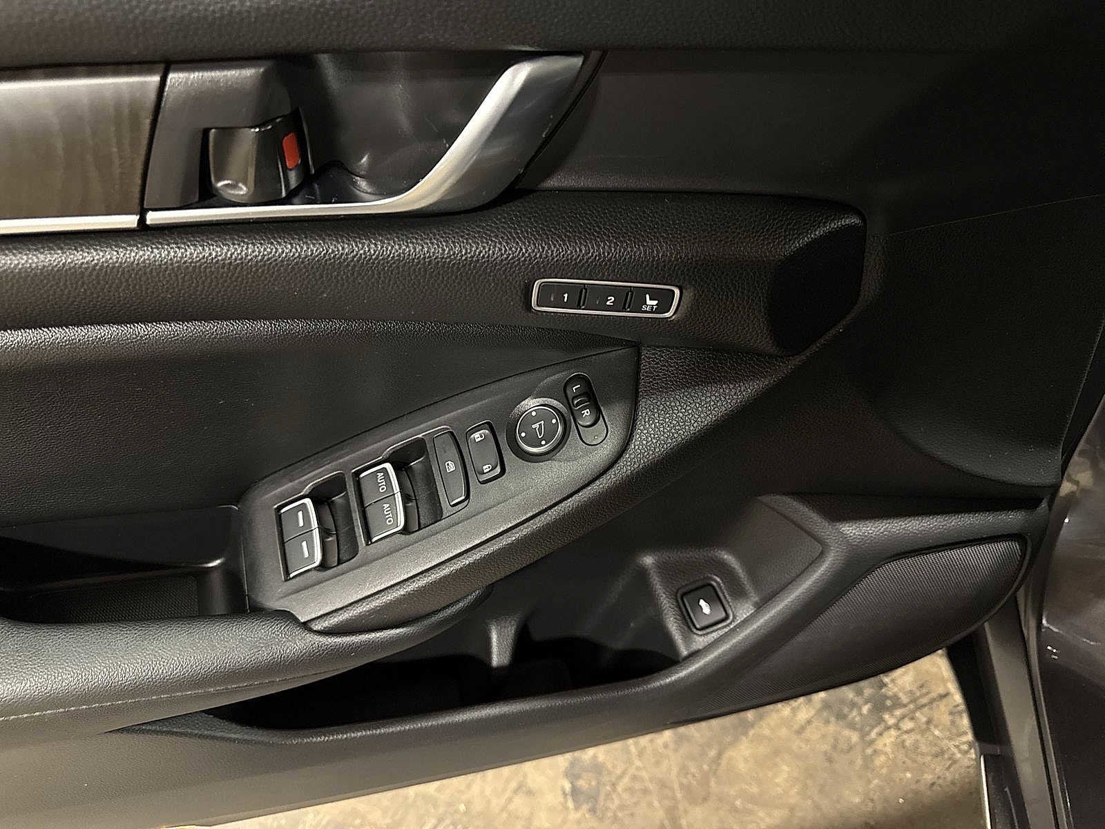 Thumbnail: 2021 Honda Accord - 22