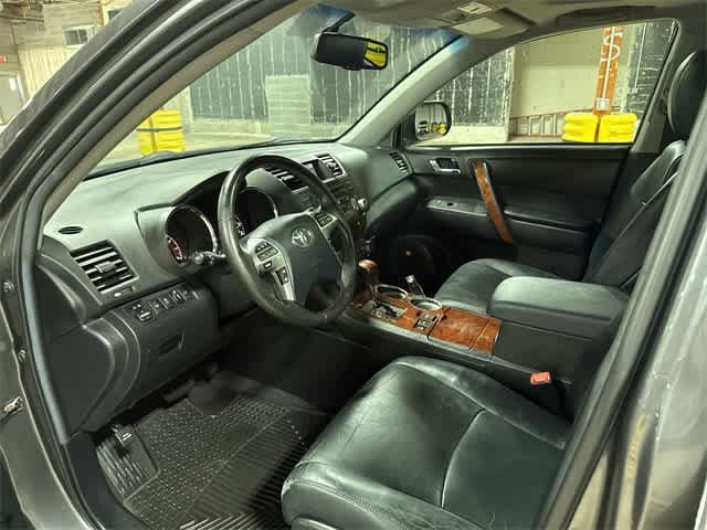 2012 Toyota Highlander Limited 30