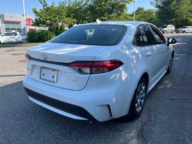 Thumbnail: 2022 Toyota Corolla - 4