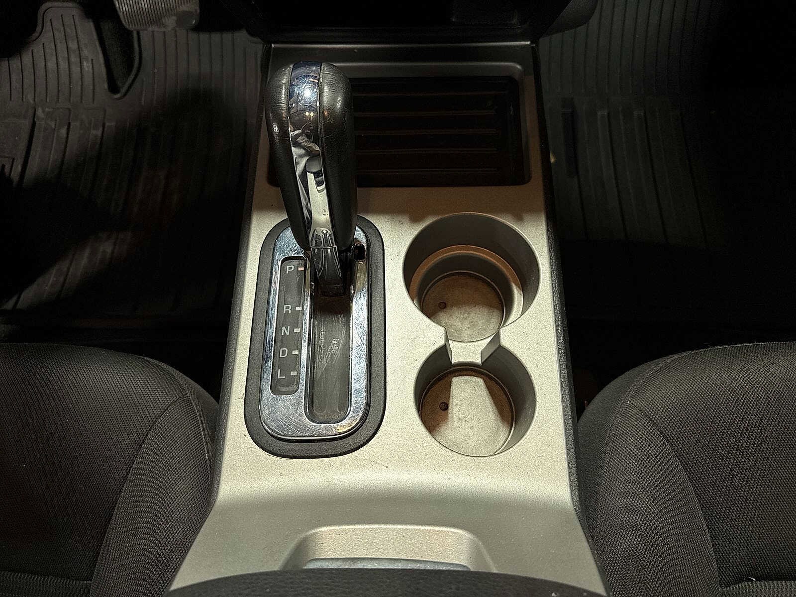 Thumbnail: 2010 Ford Edge - 29